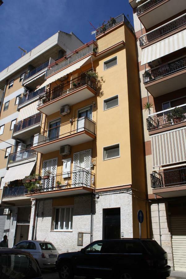 Casa-B&B Bouganville Attico 85 Mq Barletta Luaran gambar